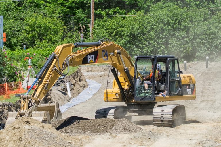 véhicule travaux publics